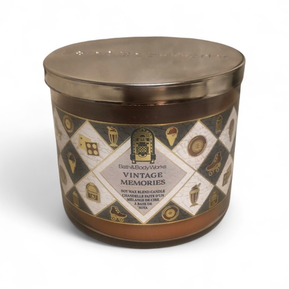 B&BW Vintage Memories Candle - Picture 2 of 4